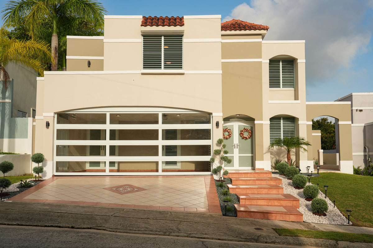 CASA CON PISCINA + $50,000