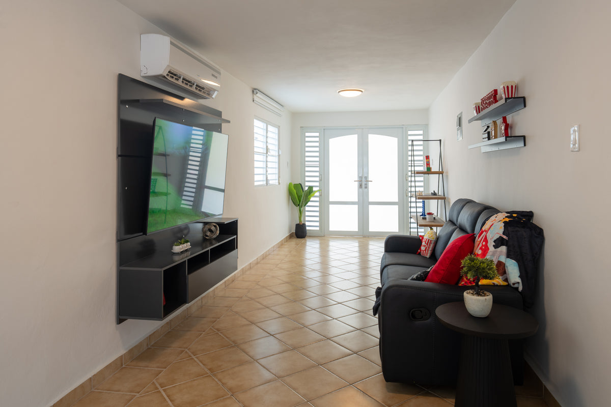 CASA CON PISCINA + $50,000