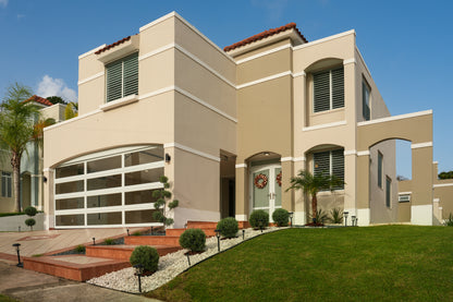 CASA CON PISCINA + $50,000